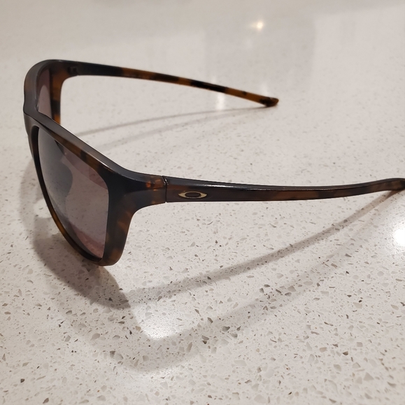 Oakley reverie sunglasses - Picture 3 of 9